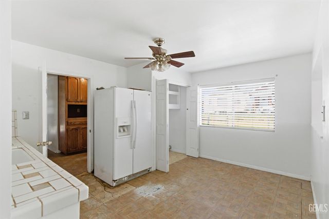 731 Shalimar Drive, Bakersfield, CA 93306