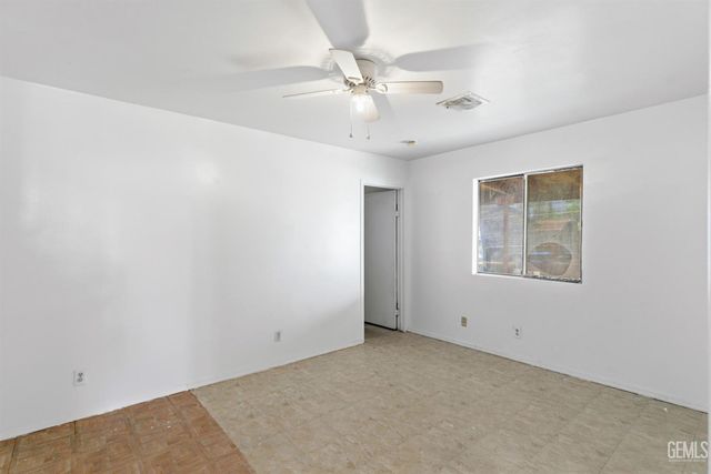 731 Shalimar Drive, Bakersfield, CA 93306