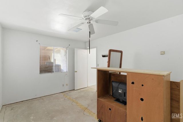 731 Shalimar Drive, Bakersfield, CA 93306