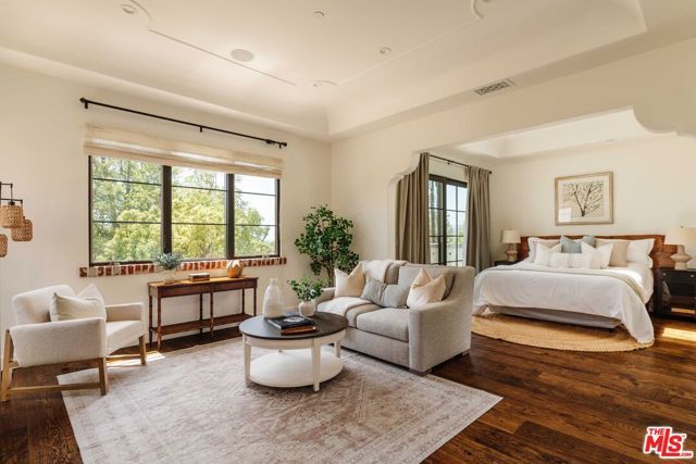 16037 Junaluska Way, Pacific Palisades (los Angeles), CA 90272
