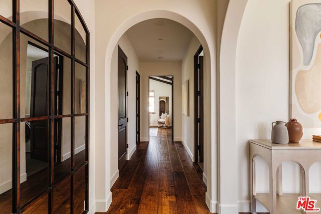 16037 Junaluska Way, Pacific Palisades (los Angeles), CA 90272