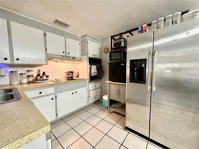 10273 109TH AVENUE, Largo, FL 33773