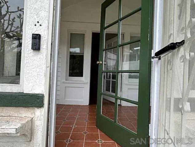 2220 Rosecrans, Point Loma, CA 92106