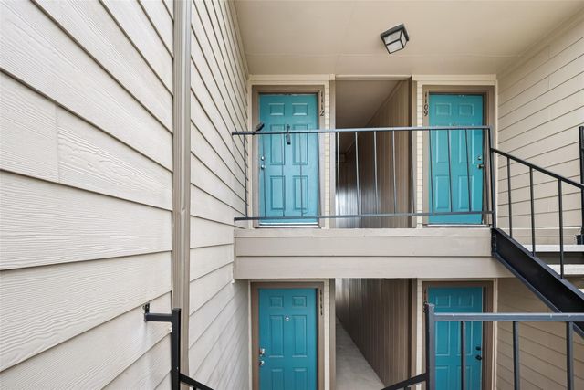 2121 Hepburn Street 1112, Houston, TX 77054