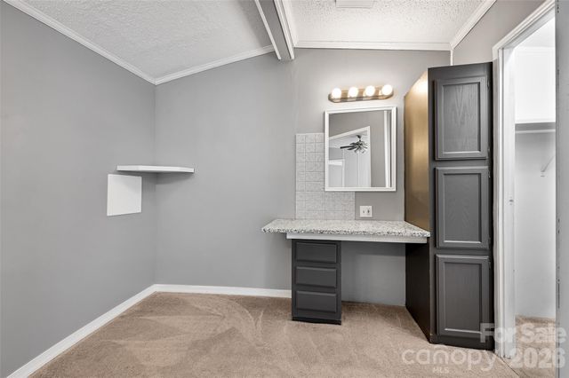98 Fork Ridge Lane, Hendersonville, NC 28792