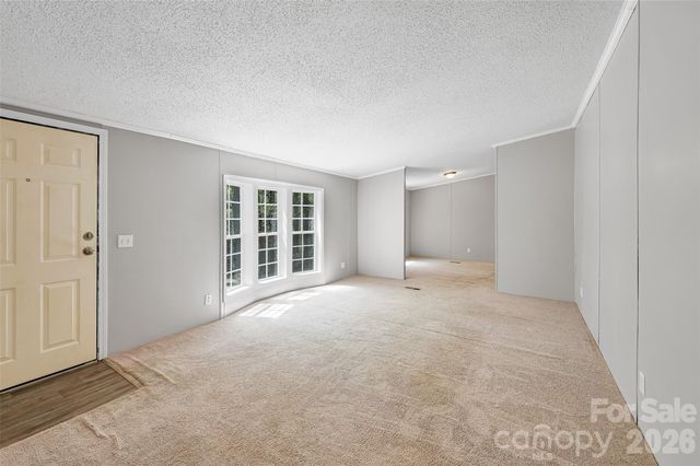 98 Fork Ridge Lane, Hendersonville, NC 28792