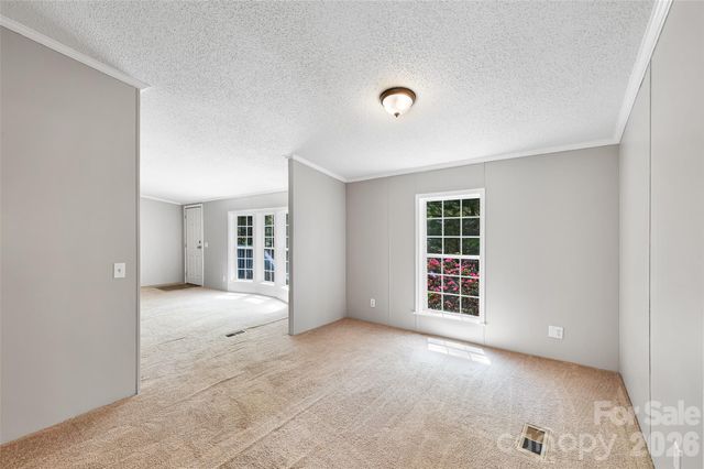 98 Fork Ridge Lane, Hendersonville, NC 28792