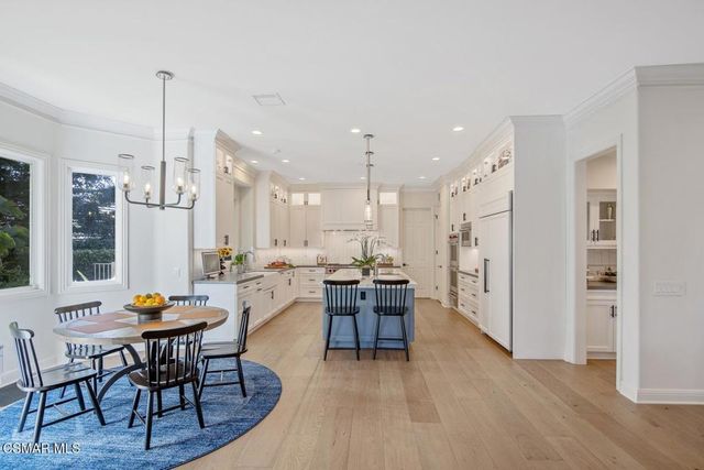 7124 Trevino Drive, Moorpark, CA 93021