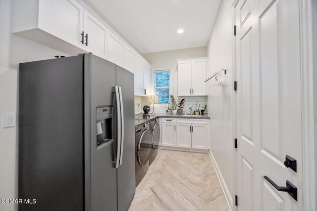 7124 Trevino Drive, Moorpark, CA 93021