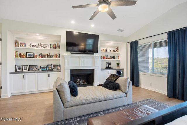 7124 Trevino Drive, Moorpark, CA 93021