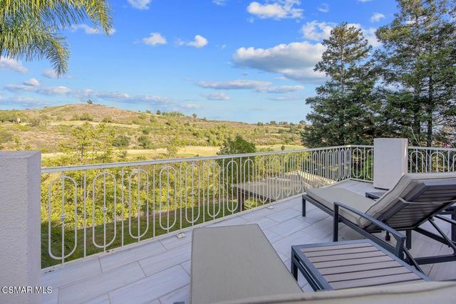 7124 Trevino Drive, Moorpark, CA 93021