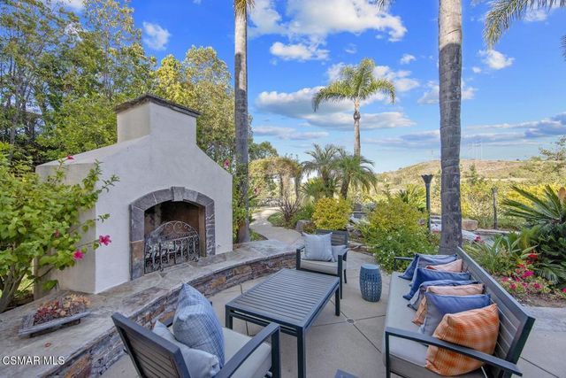 7124 Trevino Drive, Moorpark, CA 93021