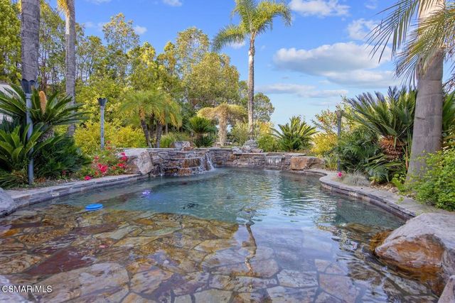 7124 Trevino Drive, Moorpark, CA 93021