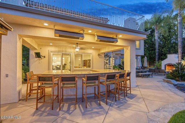 7124 Trevino Drive, Moorpark, CA 93021