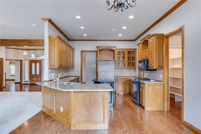 2408 Auburn Court, Edmond, OK 73012
