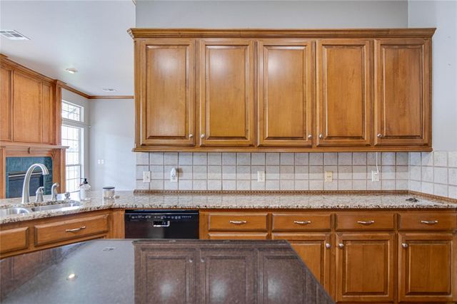 2408 Auburn Court, Edmond, OK 73012
