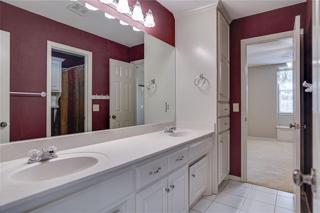 2408 Auburn Court, Edmond, OK 73012
