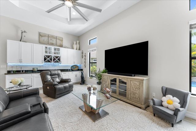 9505 Kalmar Circle W, Parkland, FL 33076