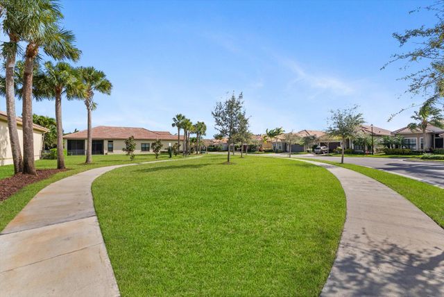 9505 Kalmar Circle W, Parkland, FL 33076
