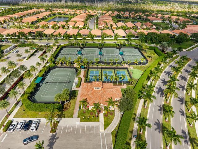 9505 Kalmar Circle W, Parkland, FL 33076