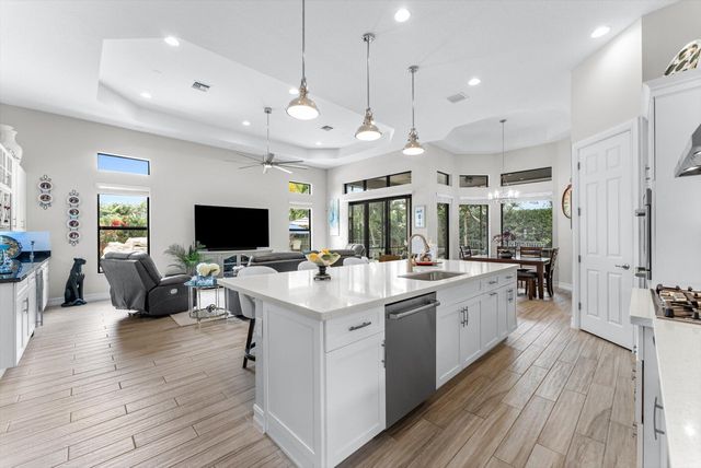 9505 Kalmar Circle W, Parkland, FL 33076