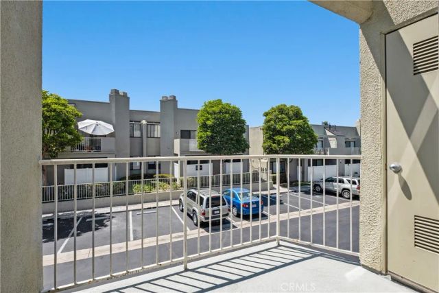 17652 Sergio Circle 202, Huntington Beach, CA 92647