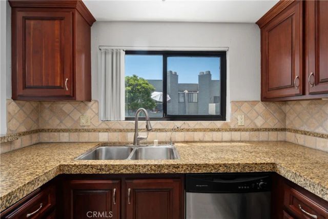 17652 Sergio Circle 202, Huntington Beach, CA 92647