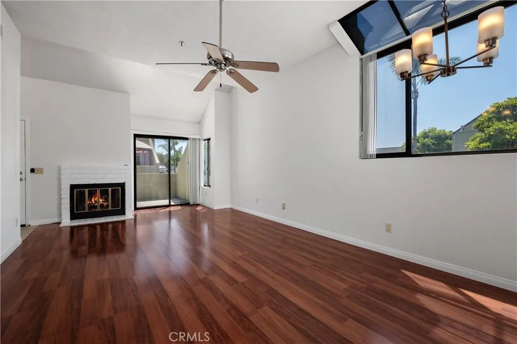 17652 Sergio Circle 202, Huntington Beach, CA 92647