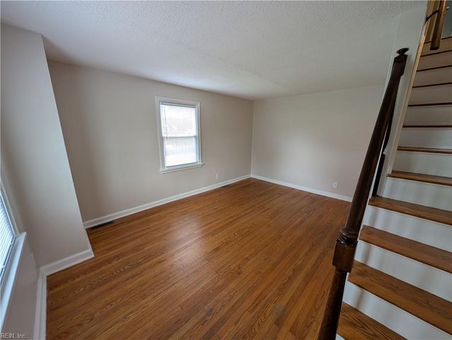 824 City Park AVE, Portsmouth, VA 23701