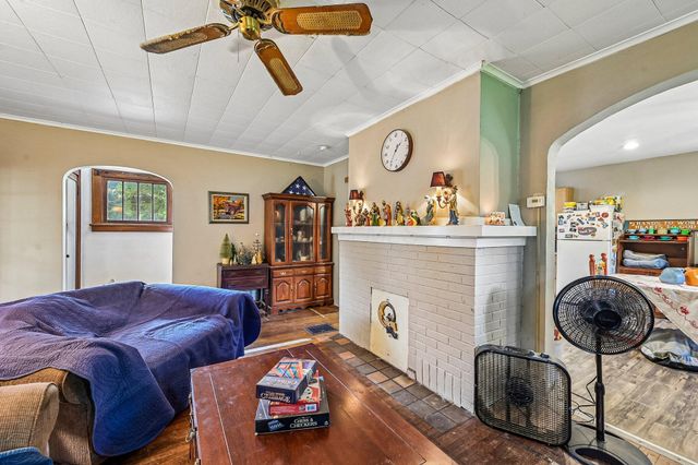 5995 Linworth Road, Worthington, OH 43085