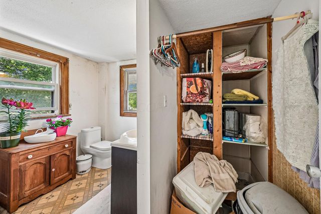 5995 Linworth Road, Worthington, OH 43085