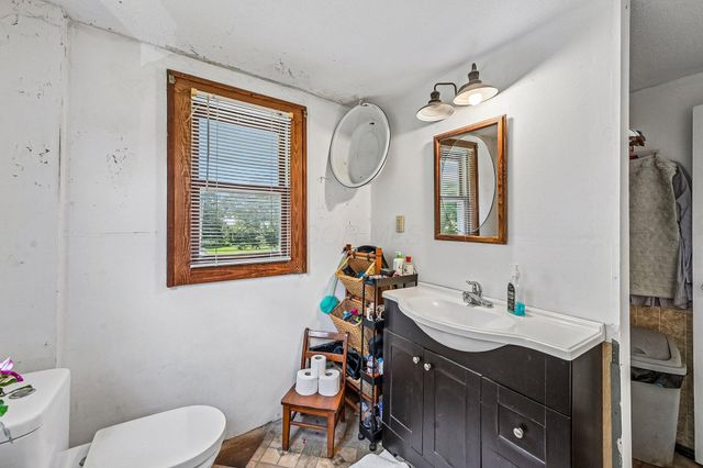 5995 Linworth Road, Worthington, OH 43085