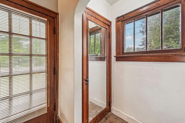 5995 Linworth Road, Worthington, OH 43085