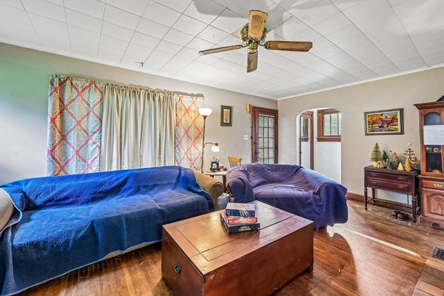5995 Linworth Road, Worthington, OH 43085