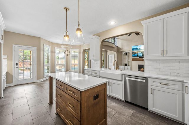 2822 Hazy Hillside Court, Houston, TX 77345