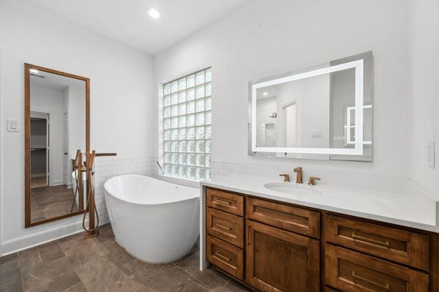 2822 Hazy Hillside Court, Houston, TX 77345