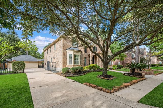 2822 Hazy Hillside Court, Houston, TX 77345