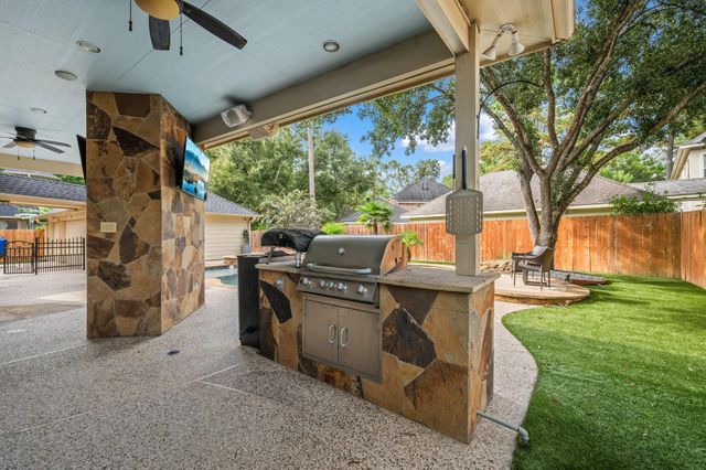 2822 Hazy Hillside Court, Houston, TX 77345