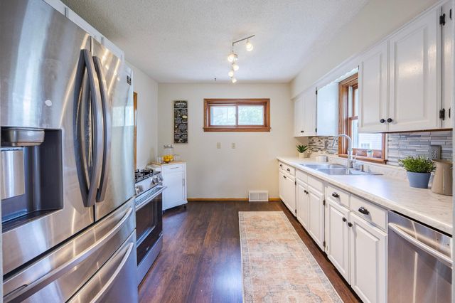 5425 32nd Avenue S, Minneapolis, MN 55417
