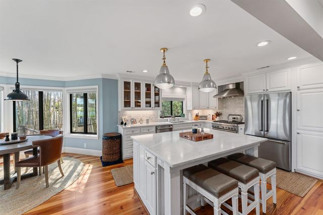 18760 SE Pineneedle Lane, Jupiter, FL 33469