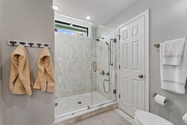 18760 SE Pineneedle Lane, Jupiter, FL 33469