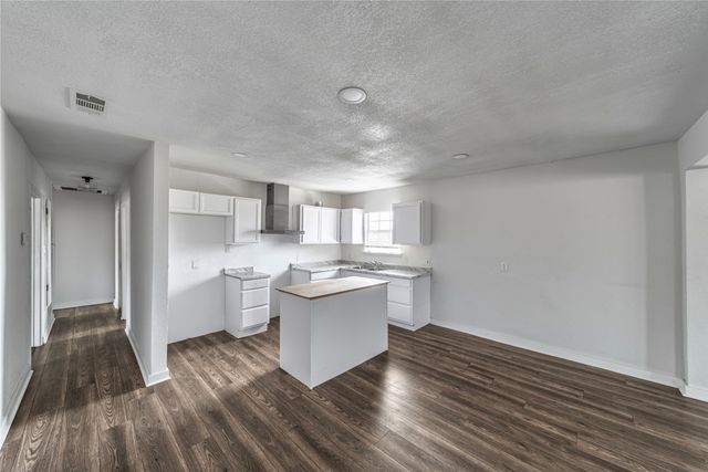 500 Vz County Road 3724, Wills Point, TX 75169