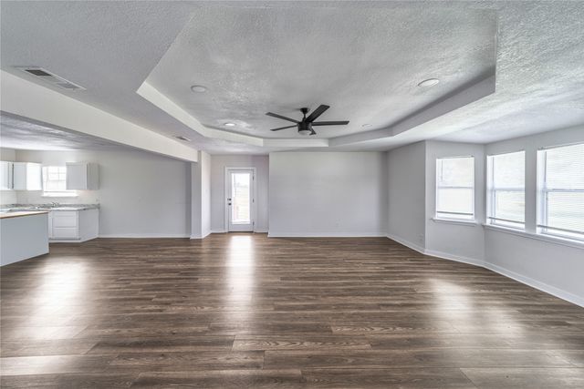 500 Vz County Road 3724, Wills Point, TX 75169