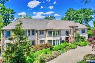 554 Hampton Hill Road, Franklin Lakes, NJ 07417