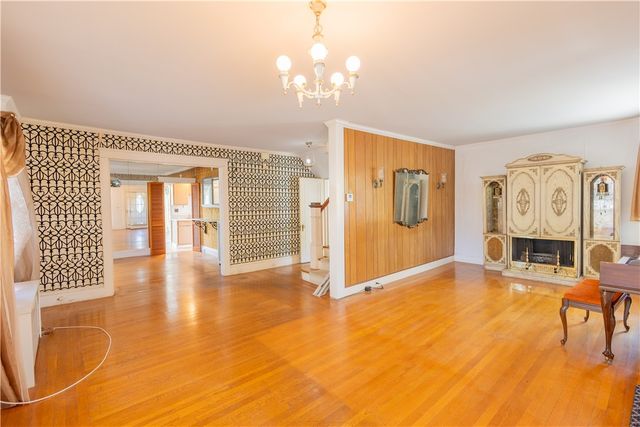 126 Massachusetts Avenue, Providence, RI 02905