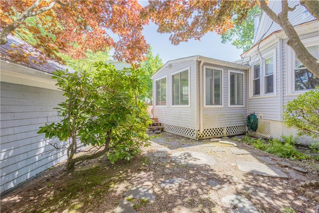 126 Massachusetts Avenue, Providence, RI 02905
