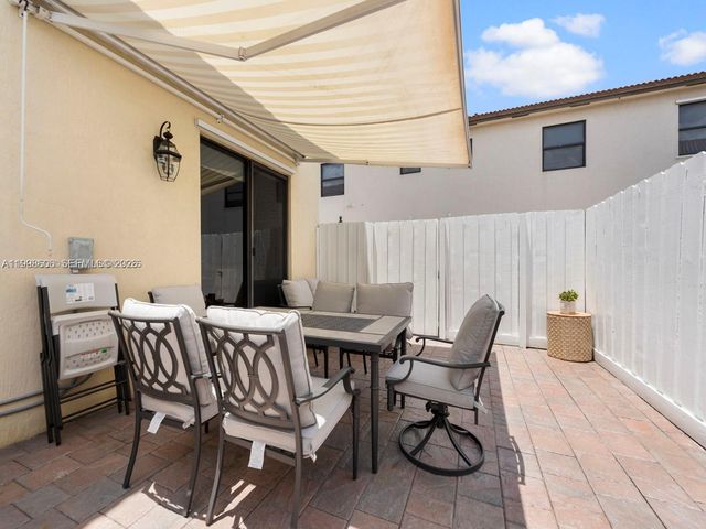 8781 NW 98th Ct 8781, Doral, FL 33178