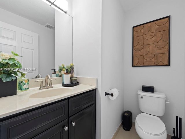 8781 NW 98th Ct 8781, Doral, FL 33178