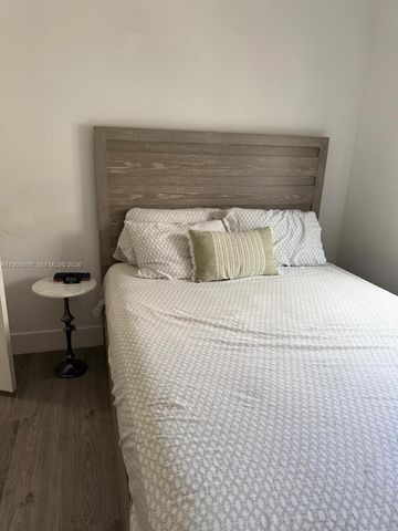 8781 NW 98th Ct 8781, Doral, FL 33178