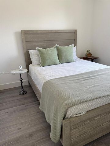 8781 NW 98th Ct 8781, Doral, FL 33178